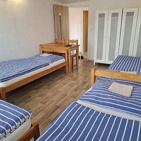 Apartman Plasy Eksteriør billede